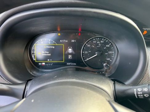 Used 2023 Nissan Kicks SV image 16