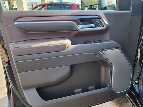 New 2025 GMC Sierra 2500 Denali w/ Denali Reserve Package image 15