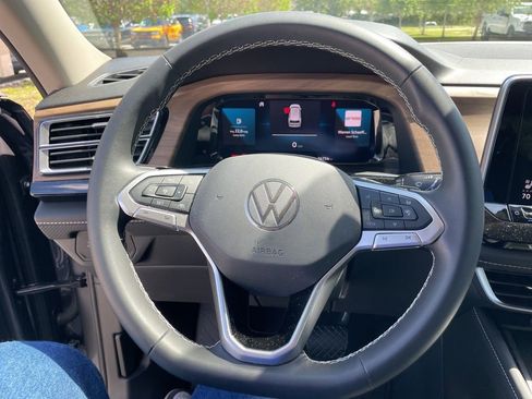 Used 2024 Volkswagen Atlas SE image 9