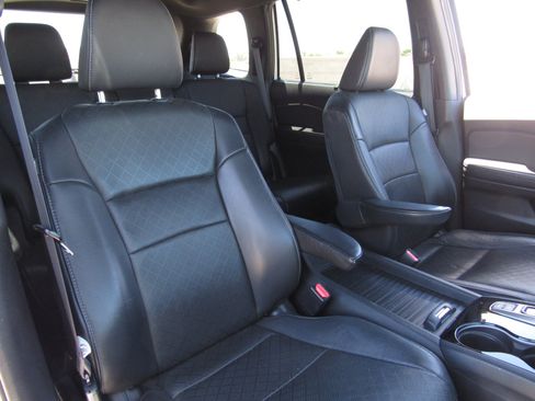 Used 2020 Honda Passport Touring image 11