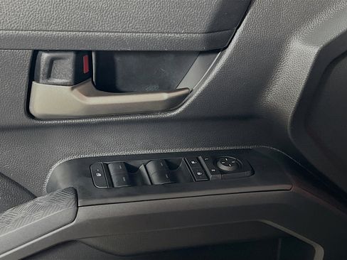 Used 2025 Toyota Tacoma TRD Off-Road AWD/4WD image 16