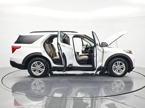 Used 2020 Ford Explorer XLT w/ Equipment Group 202A RWD image 47