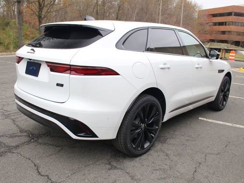 New 2026 Jaguar F-PACE R-Dynamic S image 2