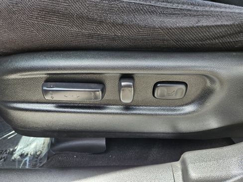 Used 2022 Honda Pilot Sport image 9