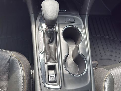 Used 2024 Chevrolet Equinox Premier w/ Redline Edition FWD image 21
