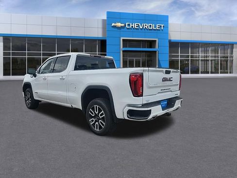 Used 2021 GMC Sierra 1500 AT4 w/ Driver Alert Package I AWD/4WD image 3