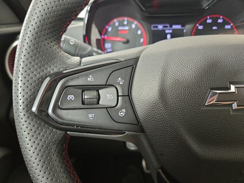 Certified 2024 Chevrolet Trax RS w/ Sunroof Package FWD image 15