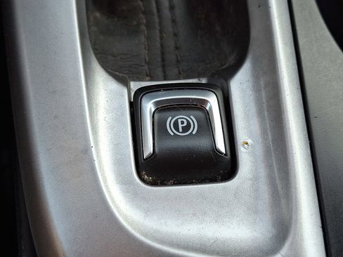 Used 2024 Buick Envista Preferred image 23