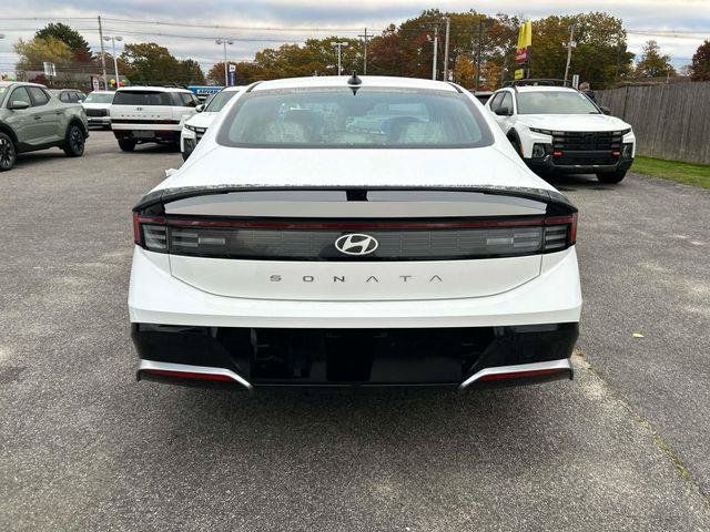 New 2026 Hyundai Sonata SEL FWD image 3