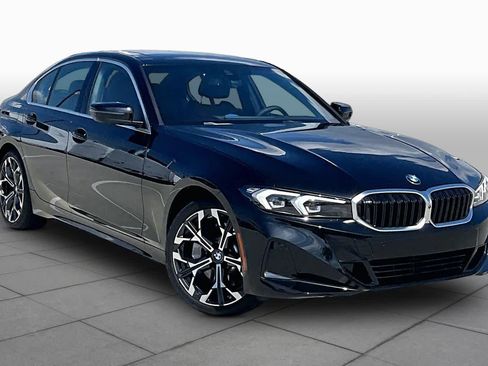 Used 2025 BMW 330i Sedan RWD image 2