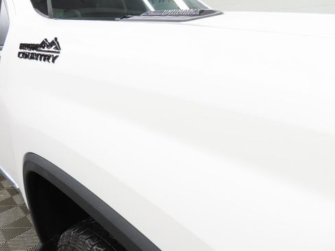 Used 2025 Chevrolet Silverado 2500 High Country w/ High Country Premium Package image 33