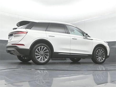 Certified 2023 Lincoln Corsair Reserve w/ Towing Package image 43