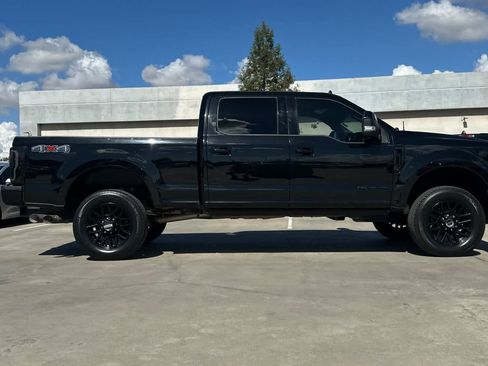 Used 2019 Ford F250 Lariat w/ Lariat Value Package image 9
