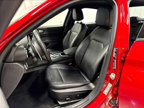 Used 2022 Alfa Romeo Giulia Sprint RWD image 7