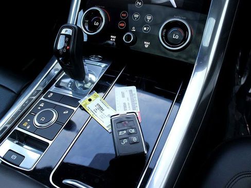 Used 2021 Land Rover Range Rover Sport HSE Silver Edition image 23