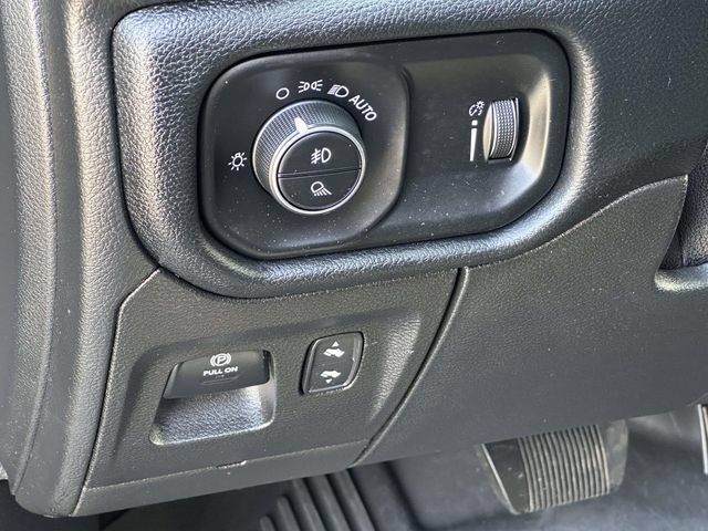 Used 2021 RAM 1500 Big Horn AWD/4WD image 14