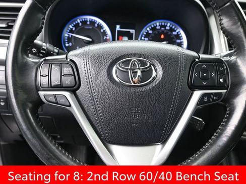 Certified 2019 Toyota Highlander XLE image 11