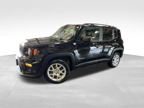 Used 2020 Jeep Renegade Sport w/ Sport Appearance Group FWD image 3