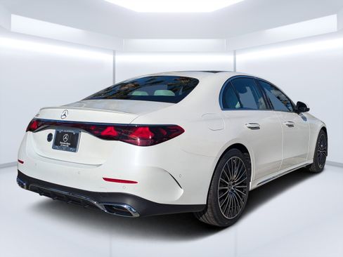 New 2026 Mercedes-Benz E 350 Sedan image 3