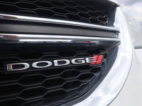 Used 2019 Dodge Grand Caravan SE w/ UConnect Hands-Free Group FWD image 29