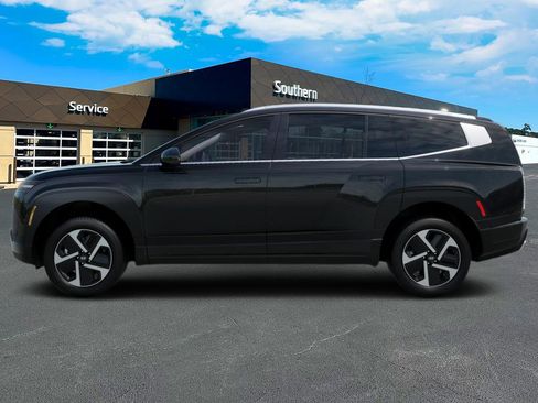 New 2026 Hyundai Ioniq 9 S RWD image 3