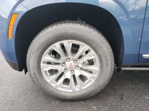 New 2026 GMC Yukon XL Denali w/ Sun & Power Step Package image 9