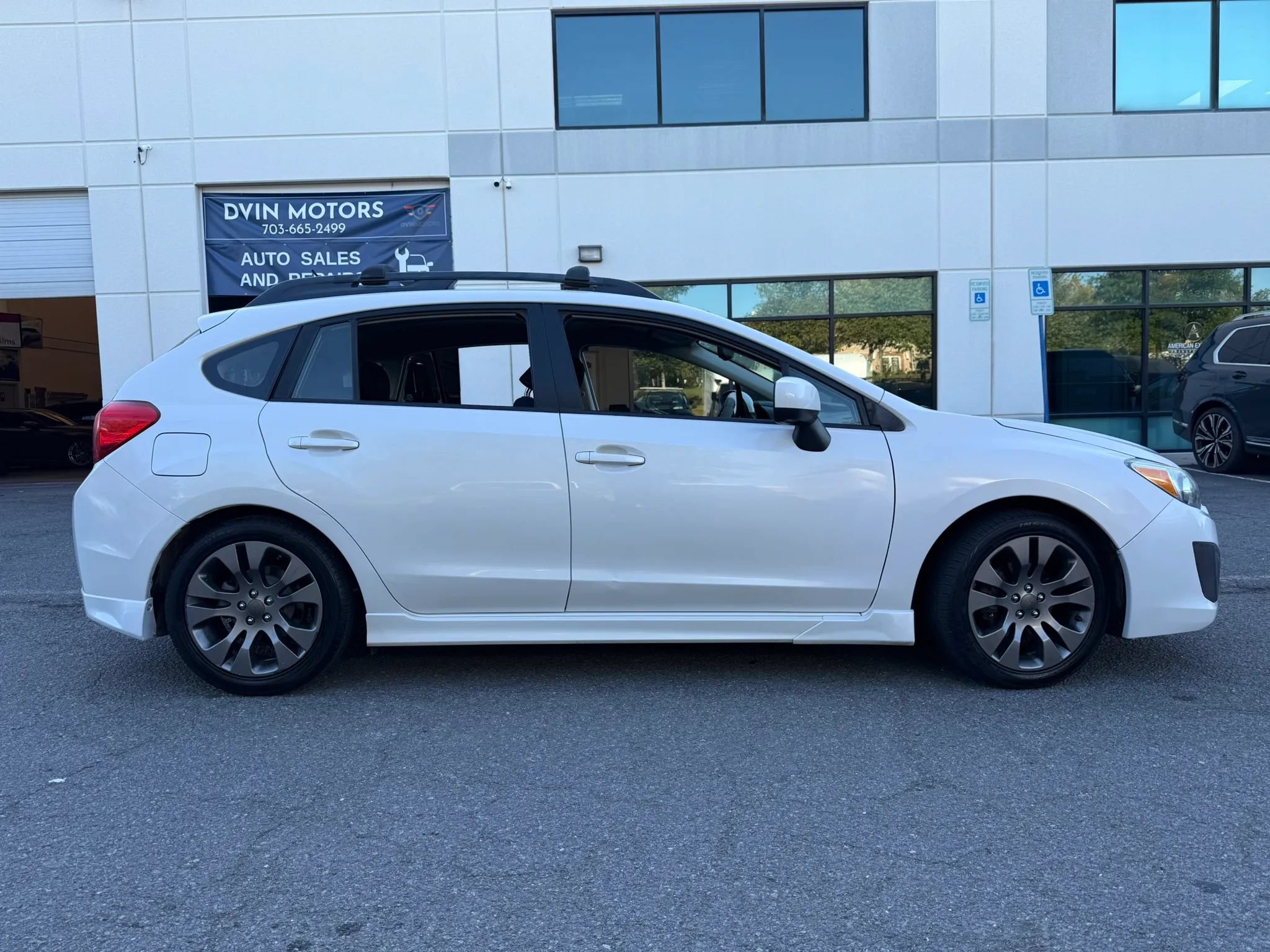Used 2014 Subaru Impreza 2.0i Sport Premium AWD/4WD image 3