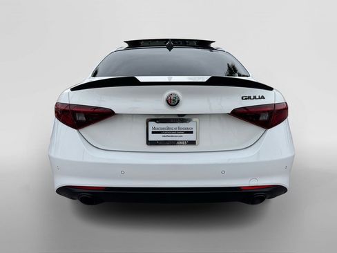 Used 2019 Alfa Romeo Giulia nero edizione w/ Nero Edizione image 4