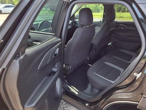 Used 2025 Chevrolet TrailBlazer LT AWD/4WD image 74