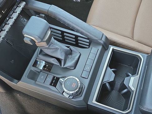 New 2026 Toyota 4Runner Limited AWD/4WD image 25