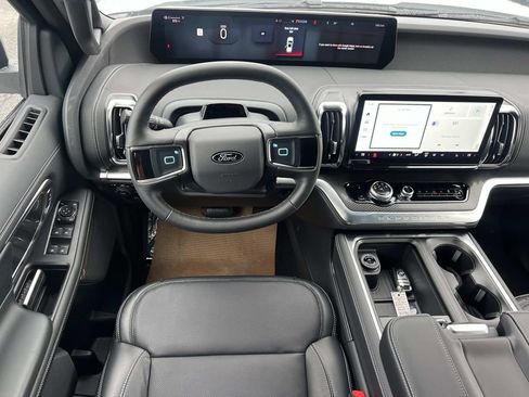New 2026 Ford Expedition Max Platinum w/ Stealth Appearance Package image 17