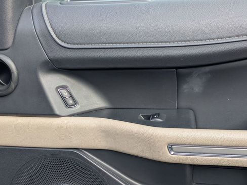 Used 2024 Ford Expedition Max Limited image 34