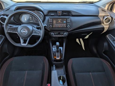 Used 2020 Nissan Versa SR w/ Convenience Package image 11
