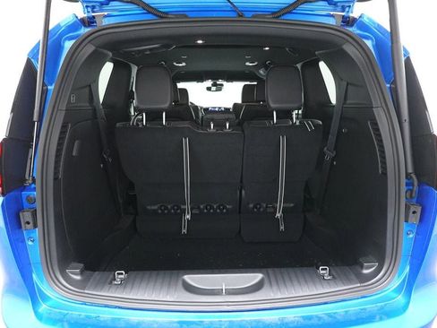 New 2026 Chrysler Pacifica Select w/ S Appearance Package FWD image 28