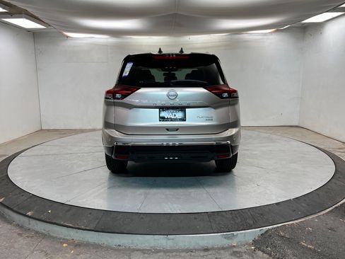 New 2026 Nissan Rogue Platinum w/ Tech Package image 4