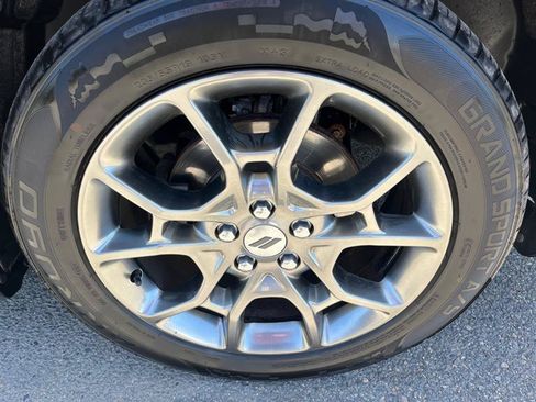 Used 2017 Dodge Charger SXT w/ AWD Plus Group image 7