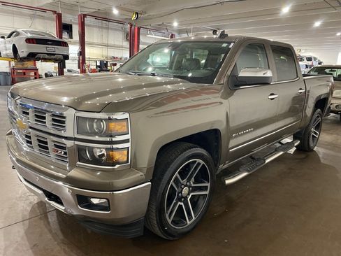 Used 2015 Chevrolet Silverado 1500 LTZ Z71 w/ LTZ Plus Package image 7