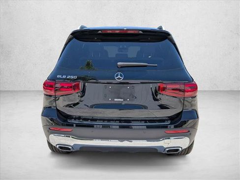 New 2026 Mercedes-Benz GLB 250 image 7