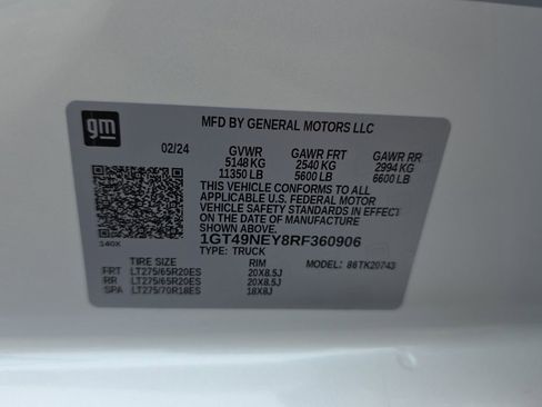 Used 2024 GMC Sierra 2500 SLT w/ SLT Premium Package AWD/4WD image 21
