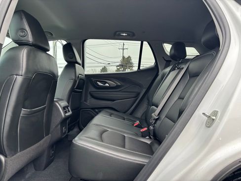 Used 2022 GMC Terrain SLT w/ Elevation Edition AWD/4WD image 19