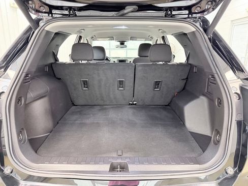 Used 2024 Chevrolet Equinox LT AWD/4WD image 29