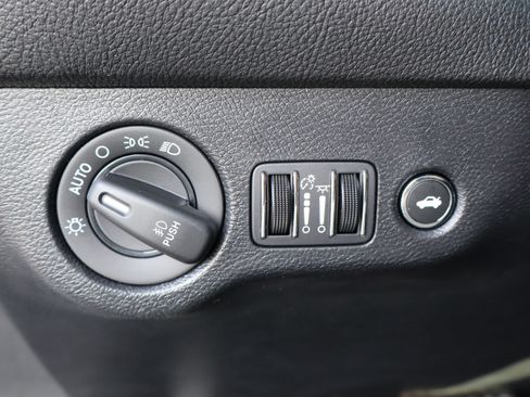 Used 2021 Dodge Challenger R/T Scat Pack RWD image 19