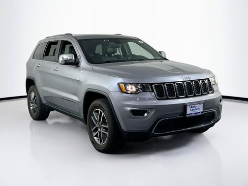 Used 2021 Jeep Grand Cherokee Limited image 3