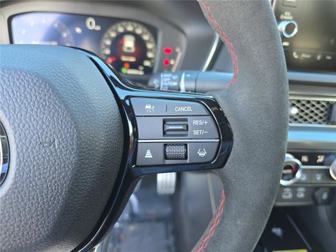 Used 2025 Acura Integra Type S image 31