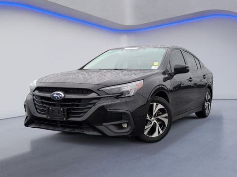 Used 2023 Subaru Legacy Premium image 2