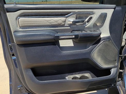 Used 2022 RAM 1500 Limited AWD/4WD image 11