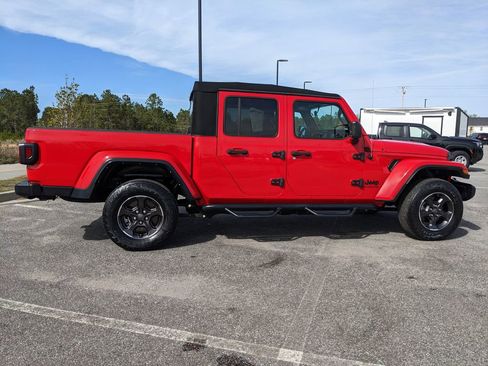 Used 2022 Jeep Gladiator Sport image 19