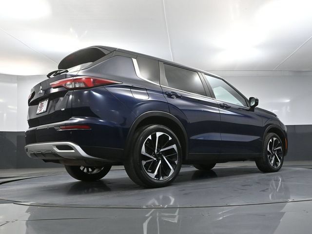 Used 2024 Mitsubishi Outlander SE AWD/4WD image 46