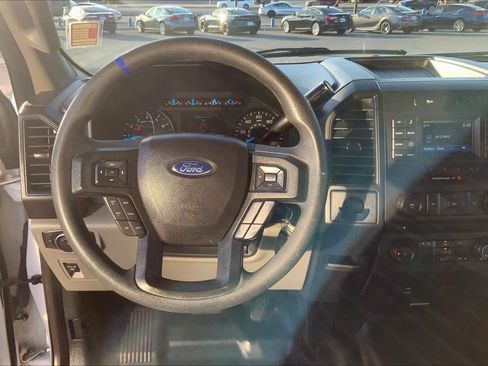 Used 2017 Ford F150 XL w/ Equipment Group 101A Mid RWD image 6