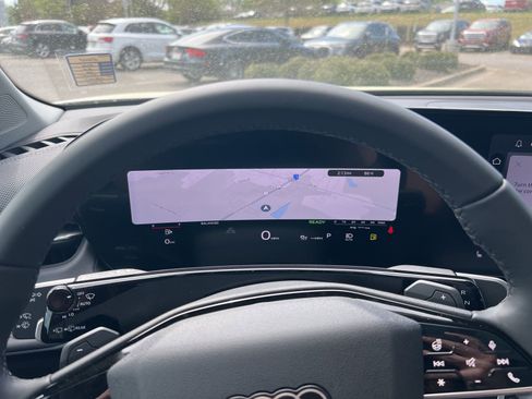 New 2026 Audi Q3 quattro 2.0T AWD/4WD image 8